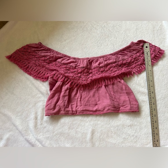 Pink Off Shoulder American Eagle Crop Top​ - Picture 2 of 3